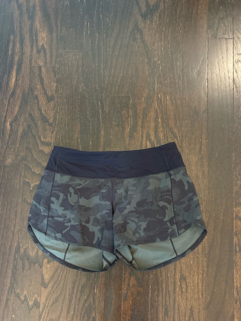 Lululemon shorts ,camo 4 inch shorts